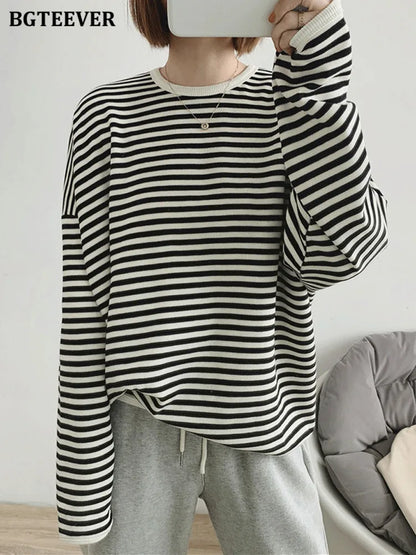 BGTEEVER 2022 Autumn Casual Striped Pullovers Women Knitted Cotton Sweatshirts Female Long-sleeved Loose Tops Tee Shirt Femme